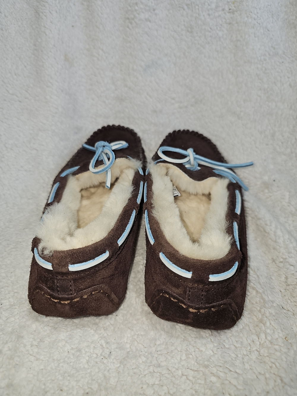 UGG Dakota Chocolate & Blue Suede Moccasin Slippers Shoes WOMEN'S SIZE 8. - Picture 4 of 10